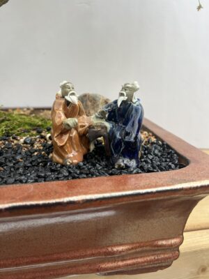 Figurine – Xtra Large 2 Men Playing Game