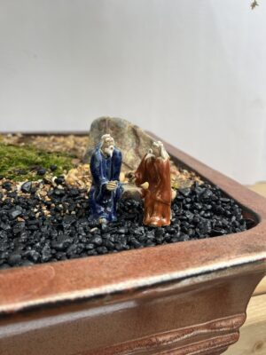 Figurine – Medium 2 Talking Men